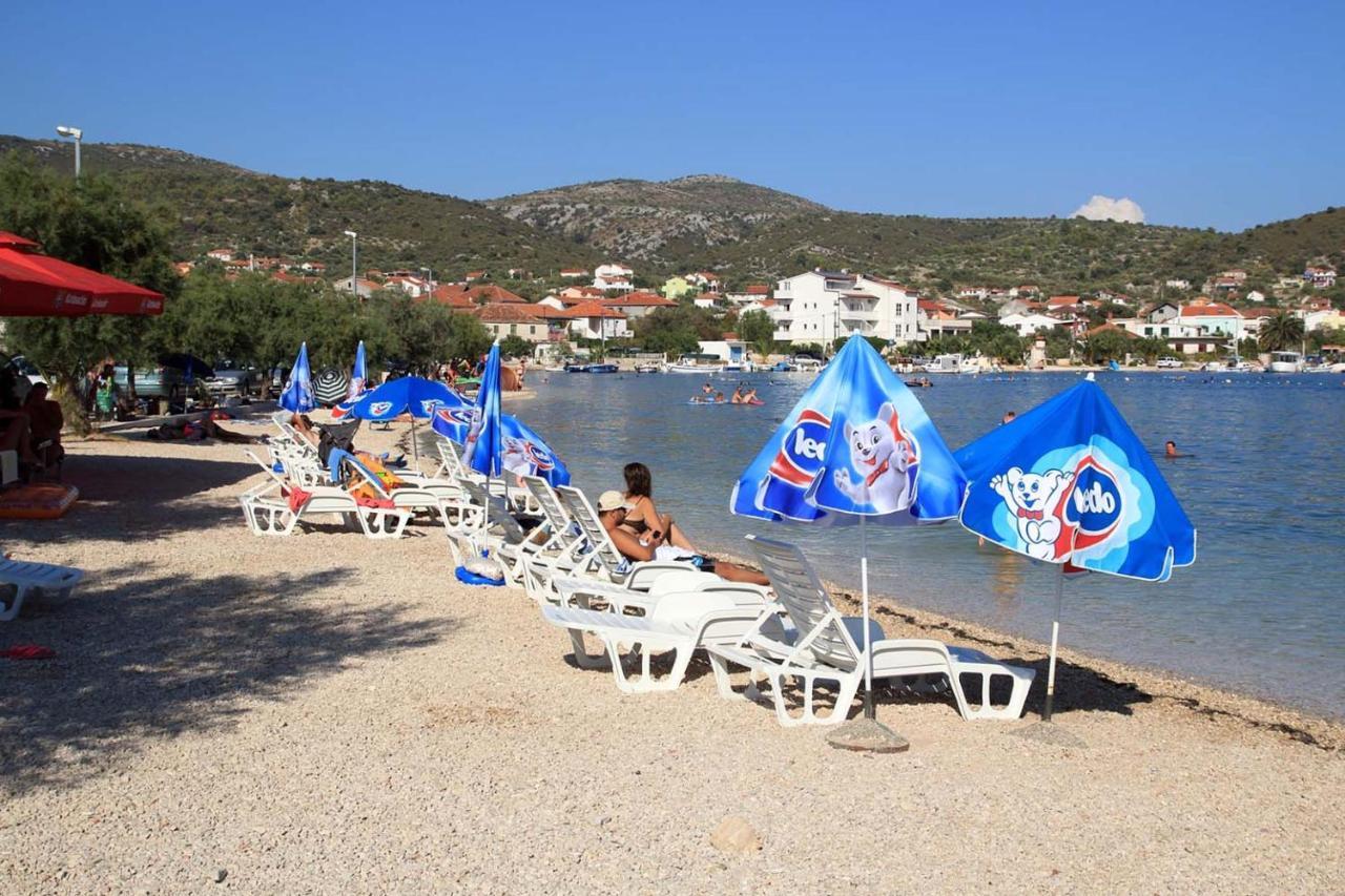 Apartments By The Sea Vinisce, Trogir - 5229 Extérieur photo