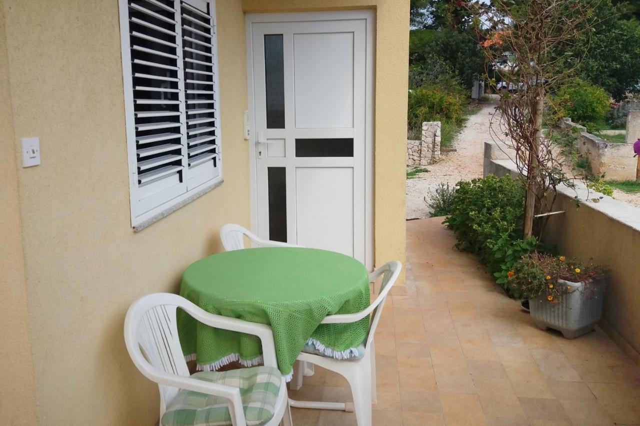 Apartments By The Sea Vinisce, Trogir - 5229 Extérieur photo