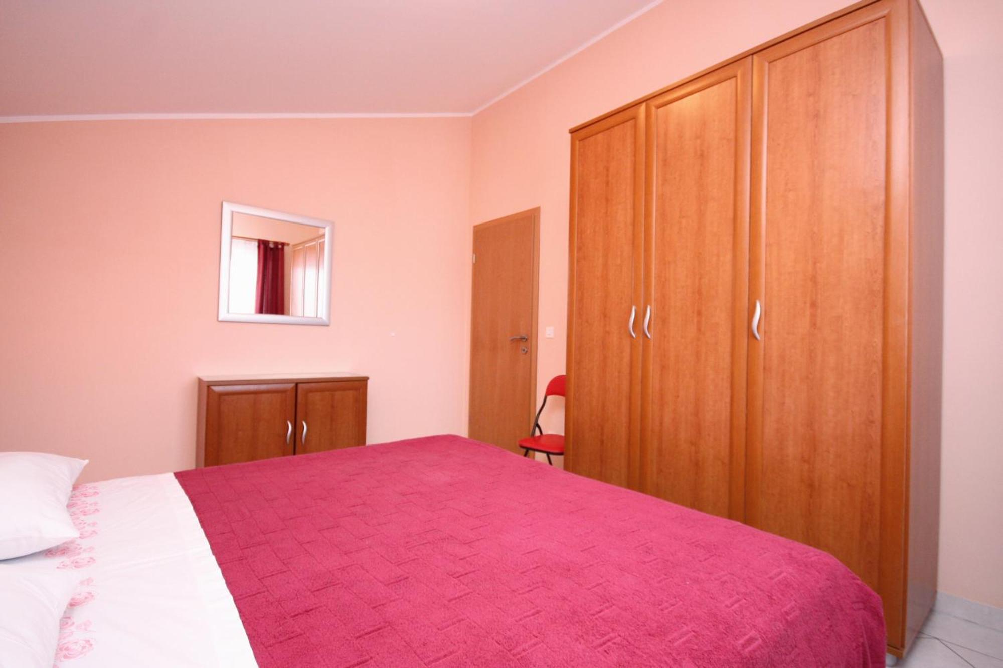 Apartments By The Sea Vinisce, Trogir - 5229 Chambre photo
